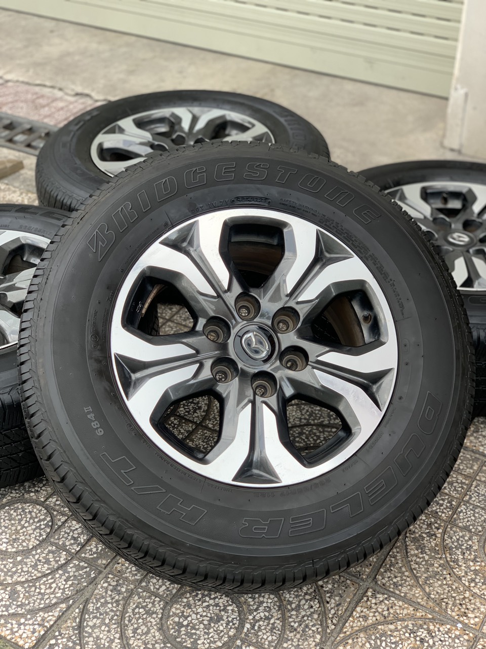 Mâm Mazda BT-50 lắp lốp 265/65R17