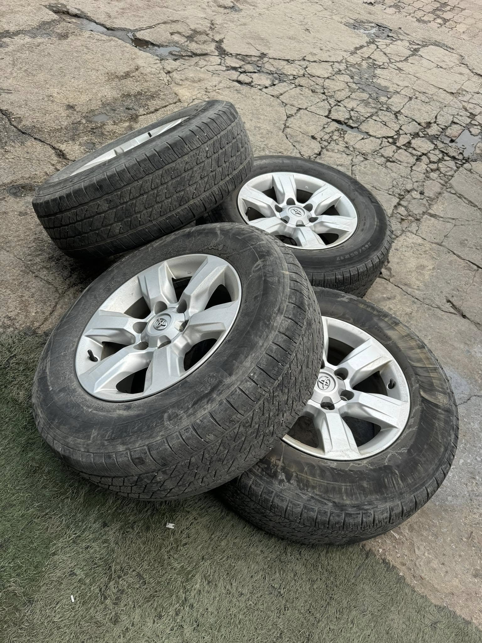Mâm lốp lazang Toyota LandCruiser Prado 2015 17 inch lốp 265/65R17