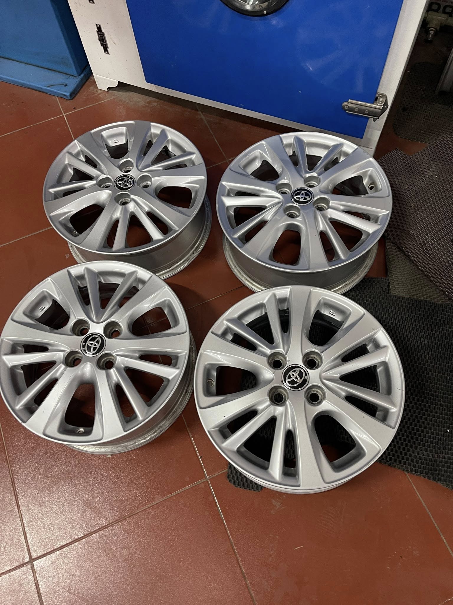 Mâm Lazang 2020 2019 Toyota Vios 15 inch lắp lốp 185/60R15