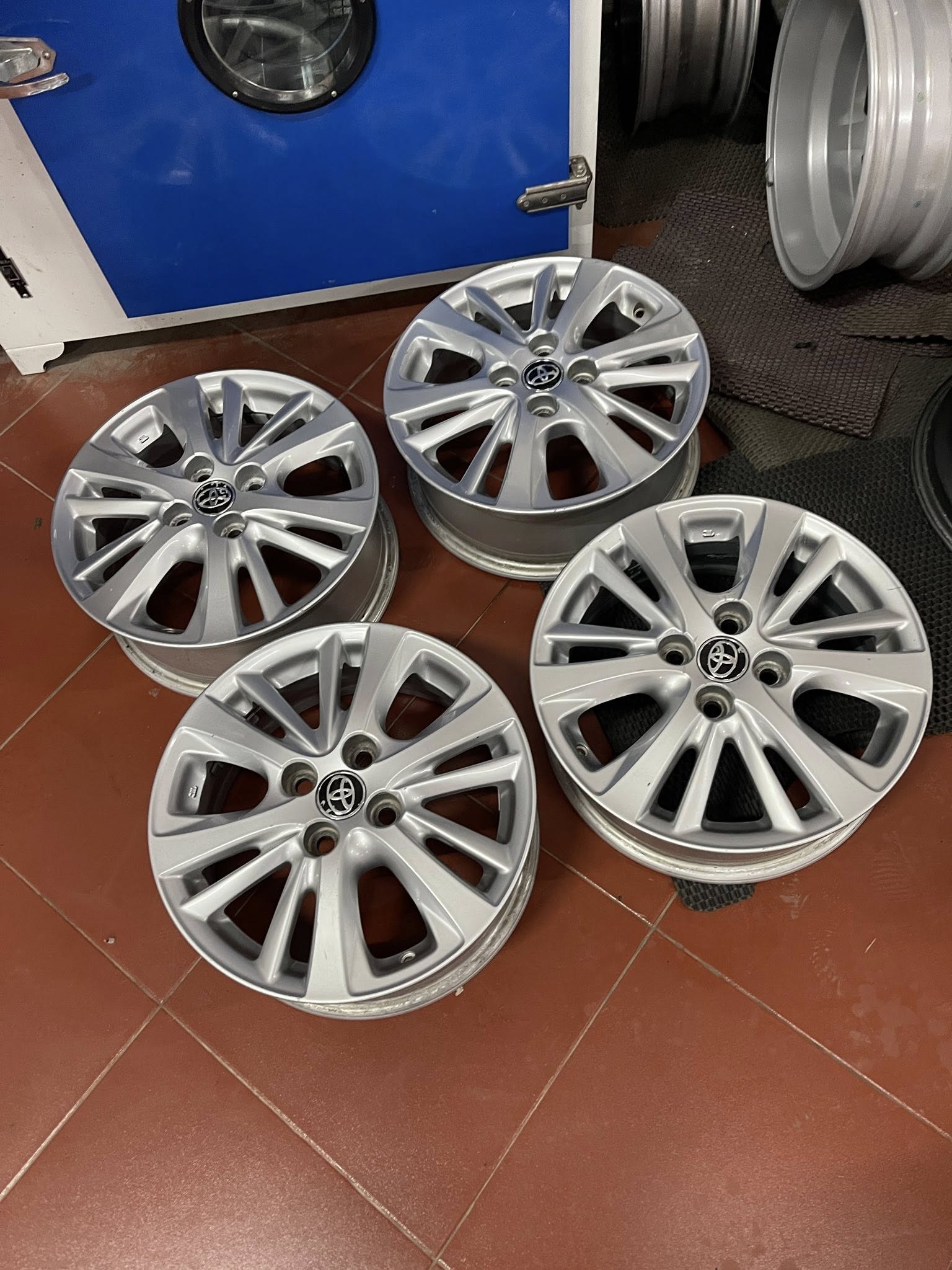 Mâm Lazang 2020 2019 Toyota Vios 15 inch lắp lốp 185/60R15