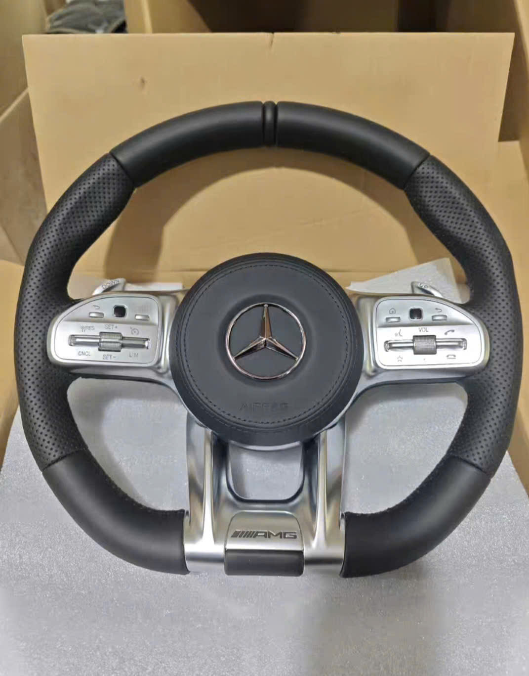 Vô lăng AMG Mercedes-Benz GLC Giá xuất xưởng, cụm vô lăng Mercedes-Benz 809