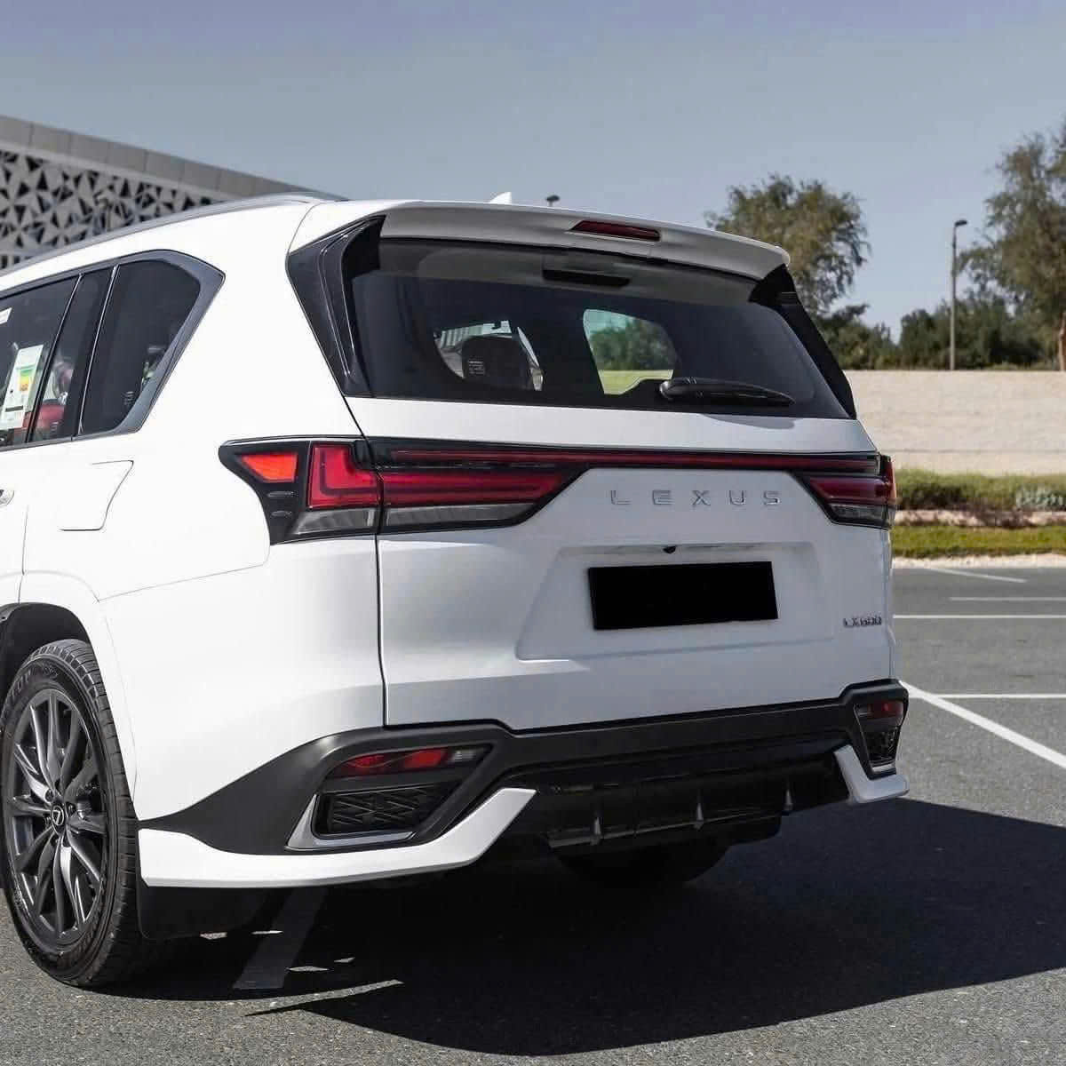 Nâng cấp Body Kit cho Lexus LX600 2022 lên form FSPORT chuẩn GBT