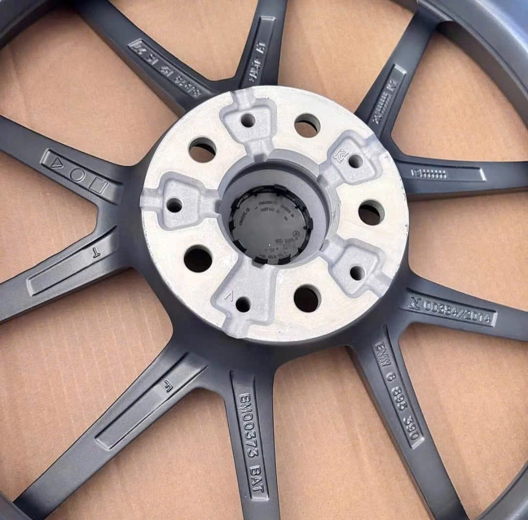 Mâm lazang BMW 2020 G20 3, 4 series 19 inch 898M chính hãng tháo xe