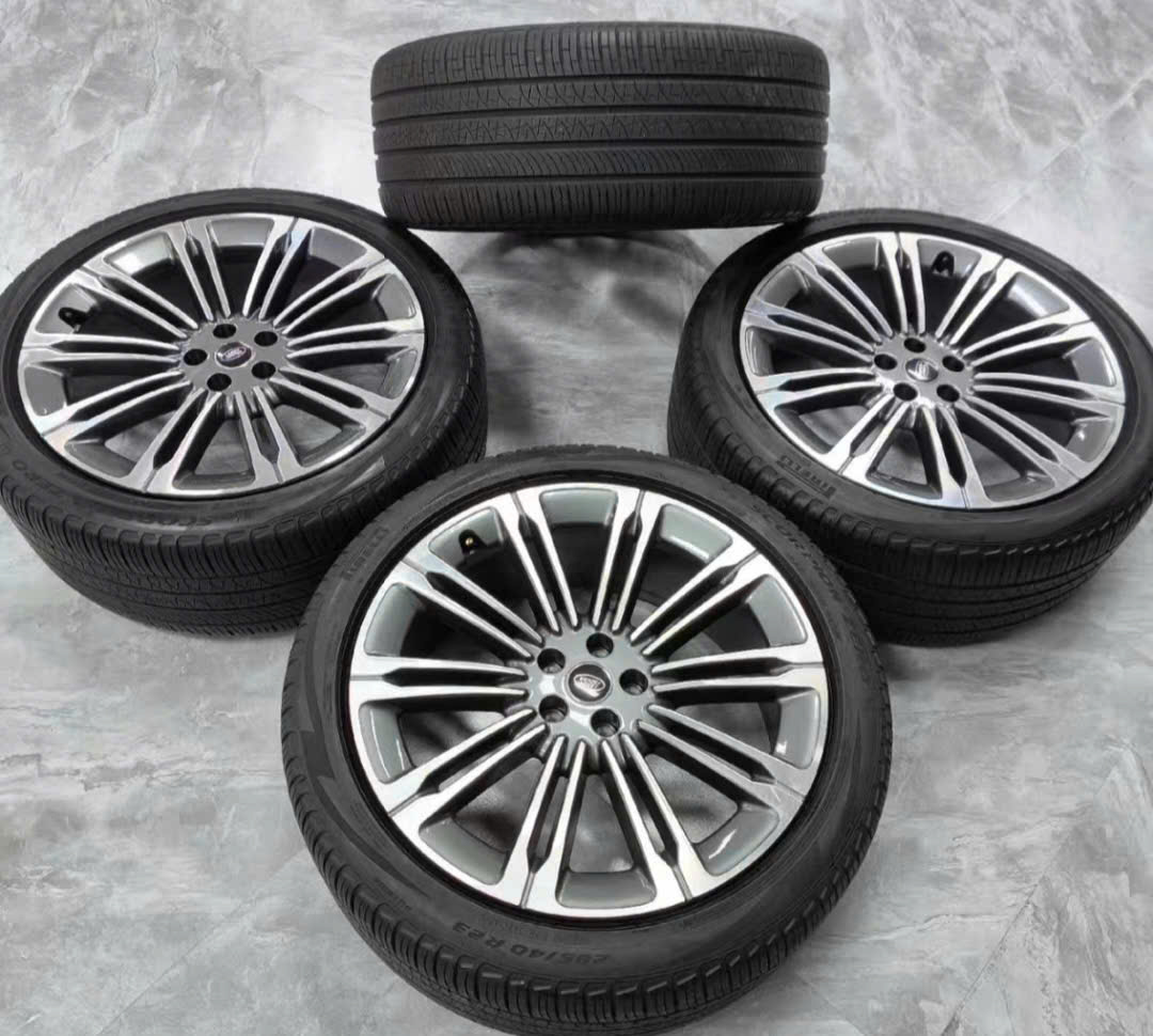 Mâm lazang 2024 Land Rover Range Rover 23" chính hãng theo xe