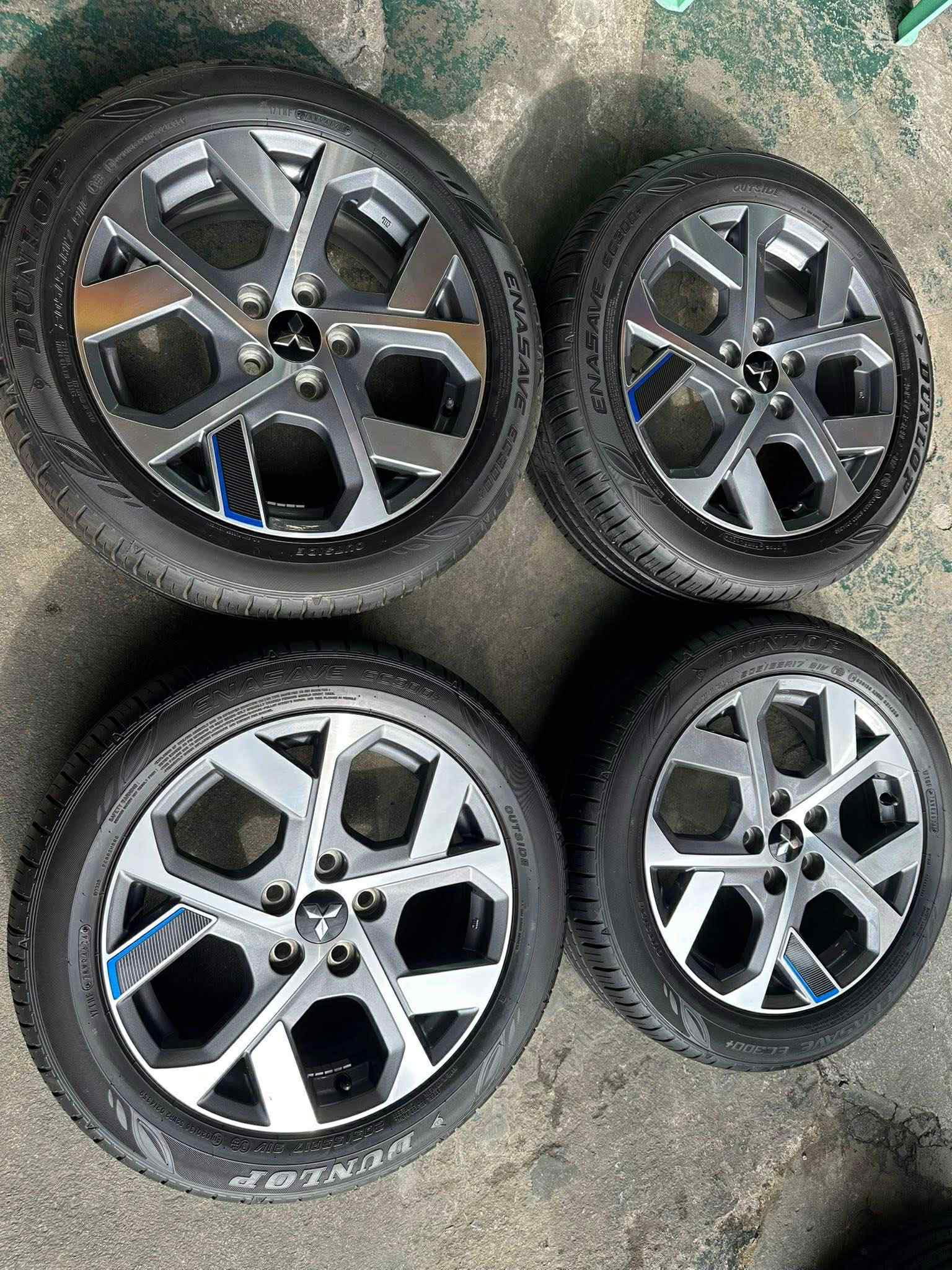 Mâm Lazang 2023-2025 Mitsubishi Xpander Cross 17 inch chính hãng tháo xe