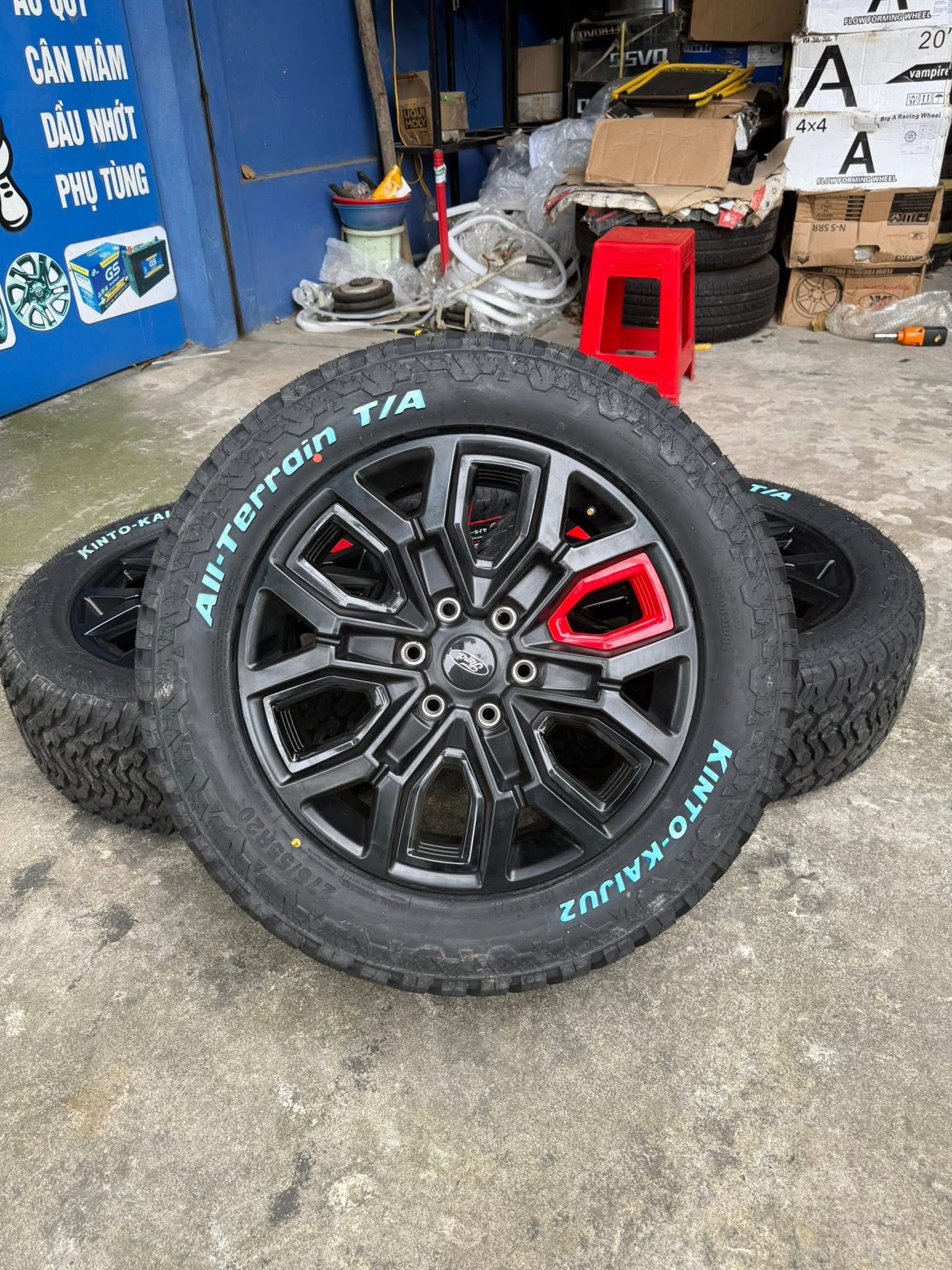 Mâm lốp Lazang Ford Ranger Stormtrak 2024 2025 2026 275/55R20