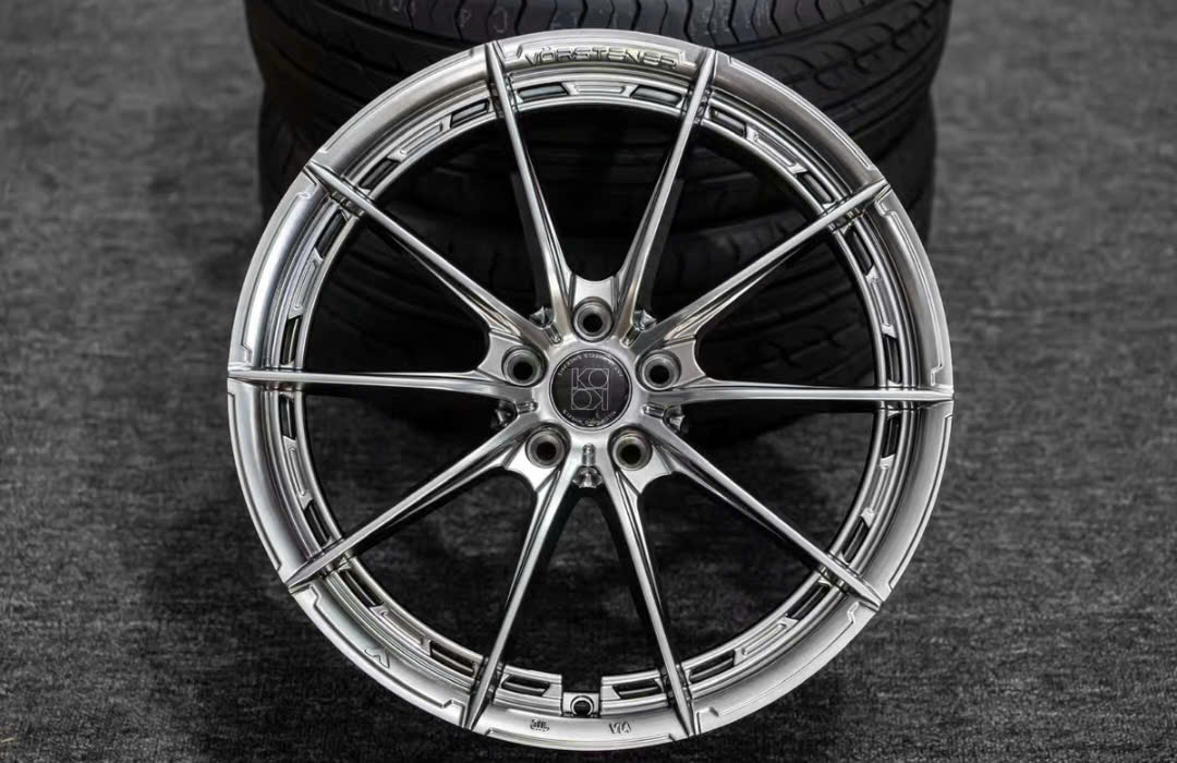 Mẫu mâm lazang theo xe 18 inch lắp Vinfast Limo Green