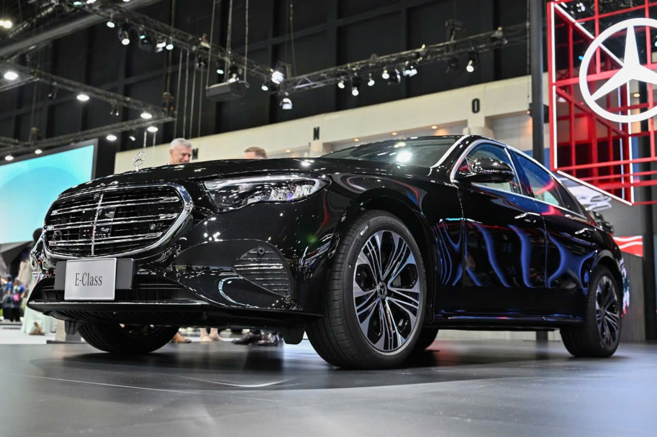 Mâm Lazang Mercedes E300 2025-2026 19 inch chính hãng