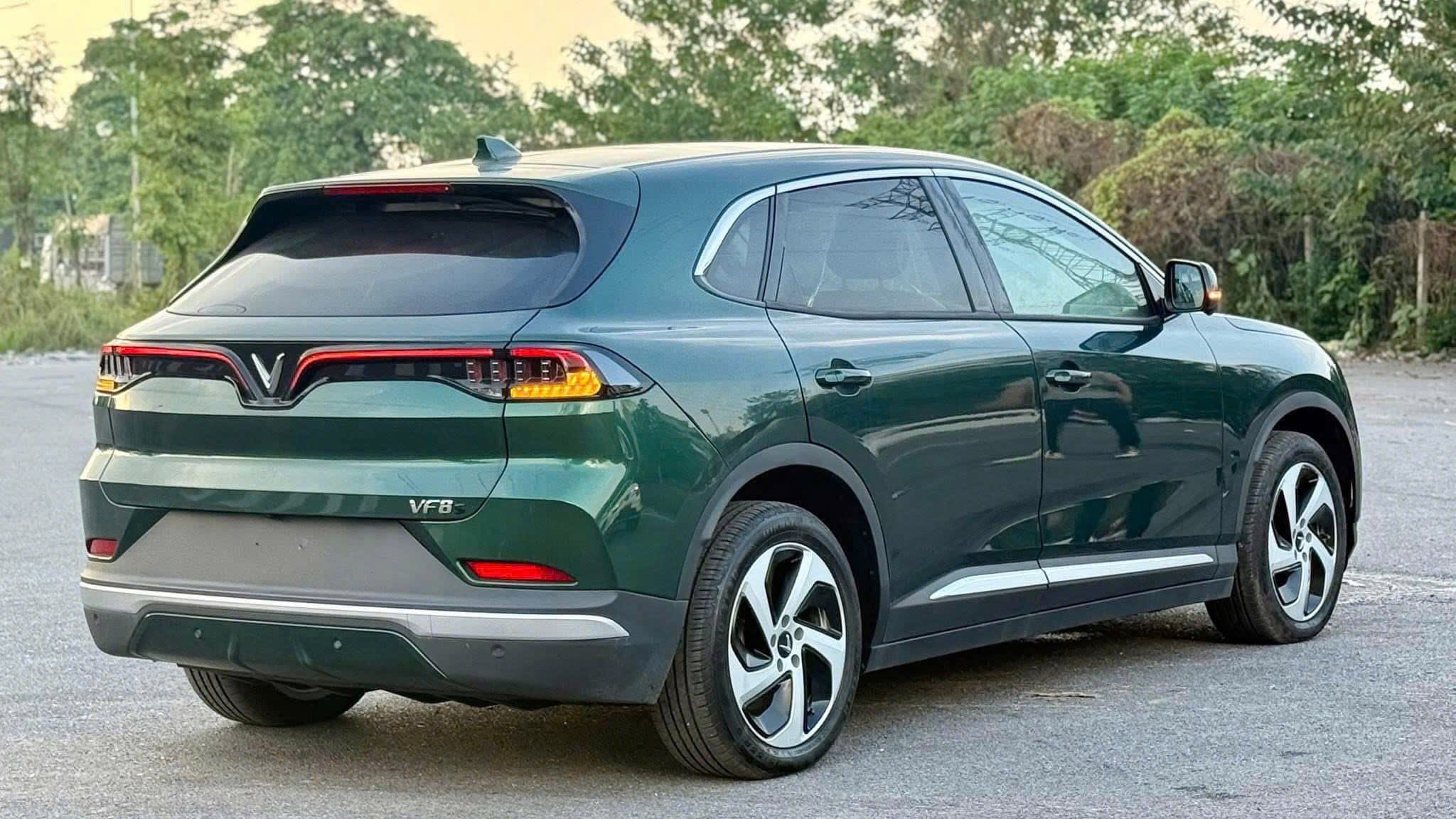  Mâm Lazang 2025 Vinfast VF8 Eco 19 inch chính hãng tháo xe