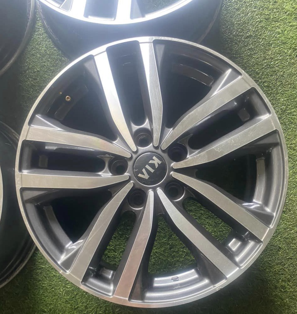 Mâm Lazang Vành Kia K3 1016 17 inch L520KK7A770