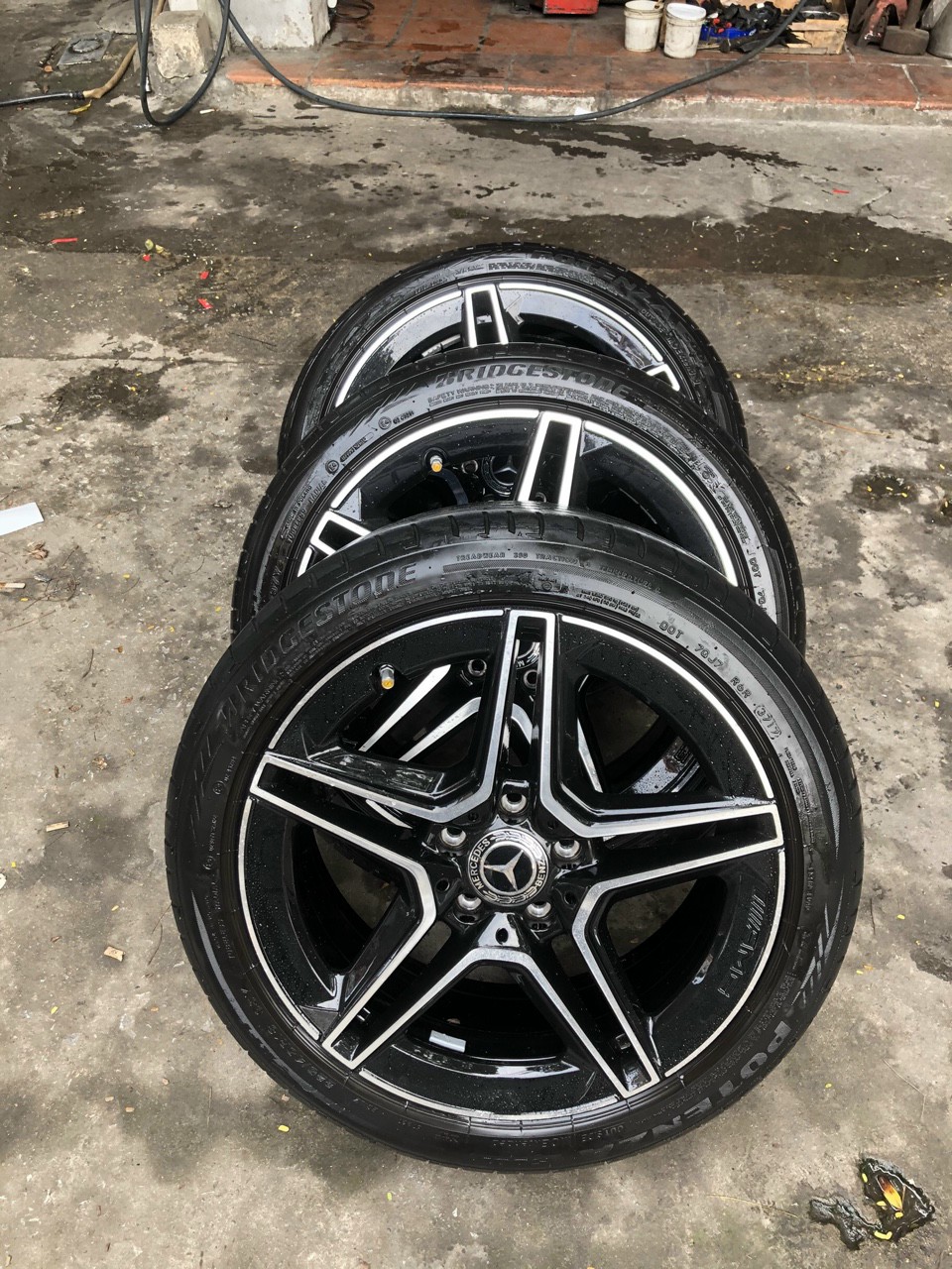 Bộ mâm lazang Mercedes C300 17 inch lắp lốp 225/45R17