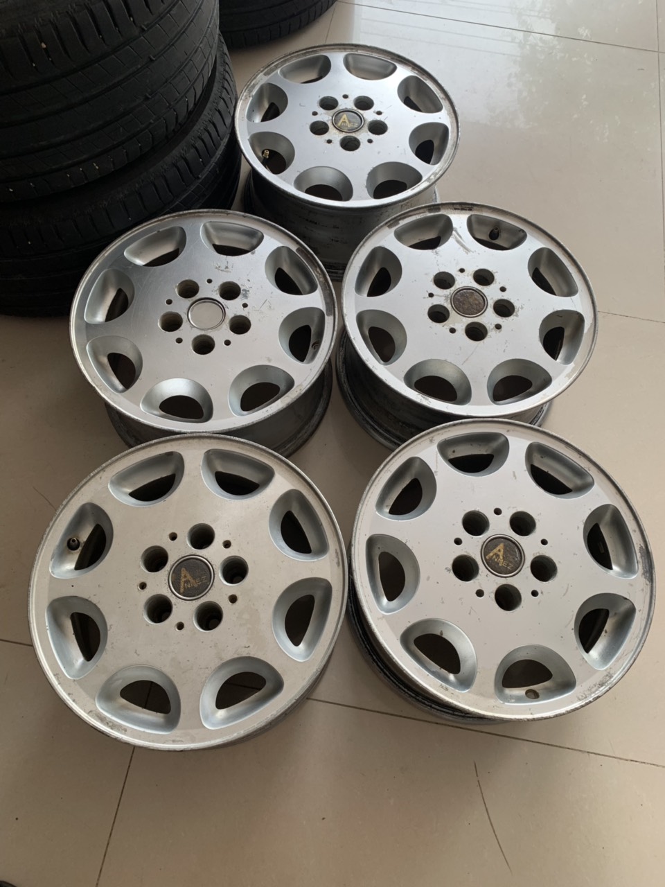Lazang mâm theo xe 15 inch lắp Lexus LS400 Toyota Crown (205)195/65R15