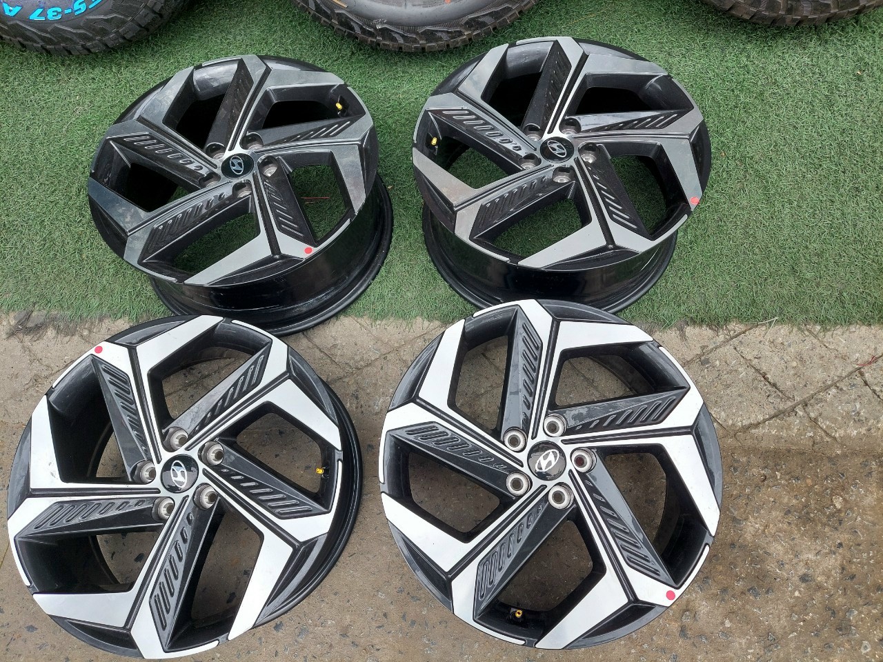 Lazang mâm vành Hyudai Tucson 2022 19 inch lắp lốp 245/45R19