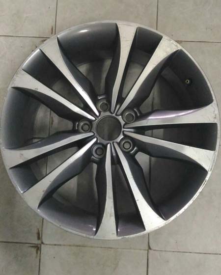 Mâm Hyundai SantaFe lắp lốp 235/60R18