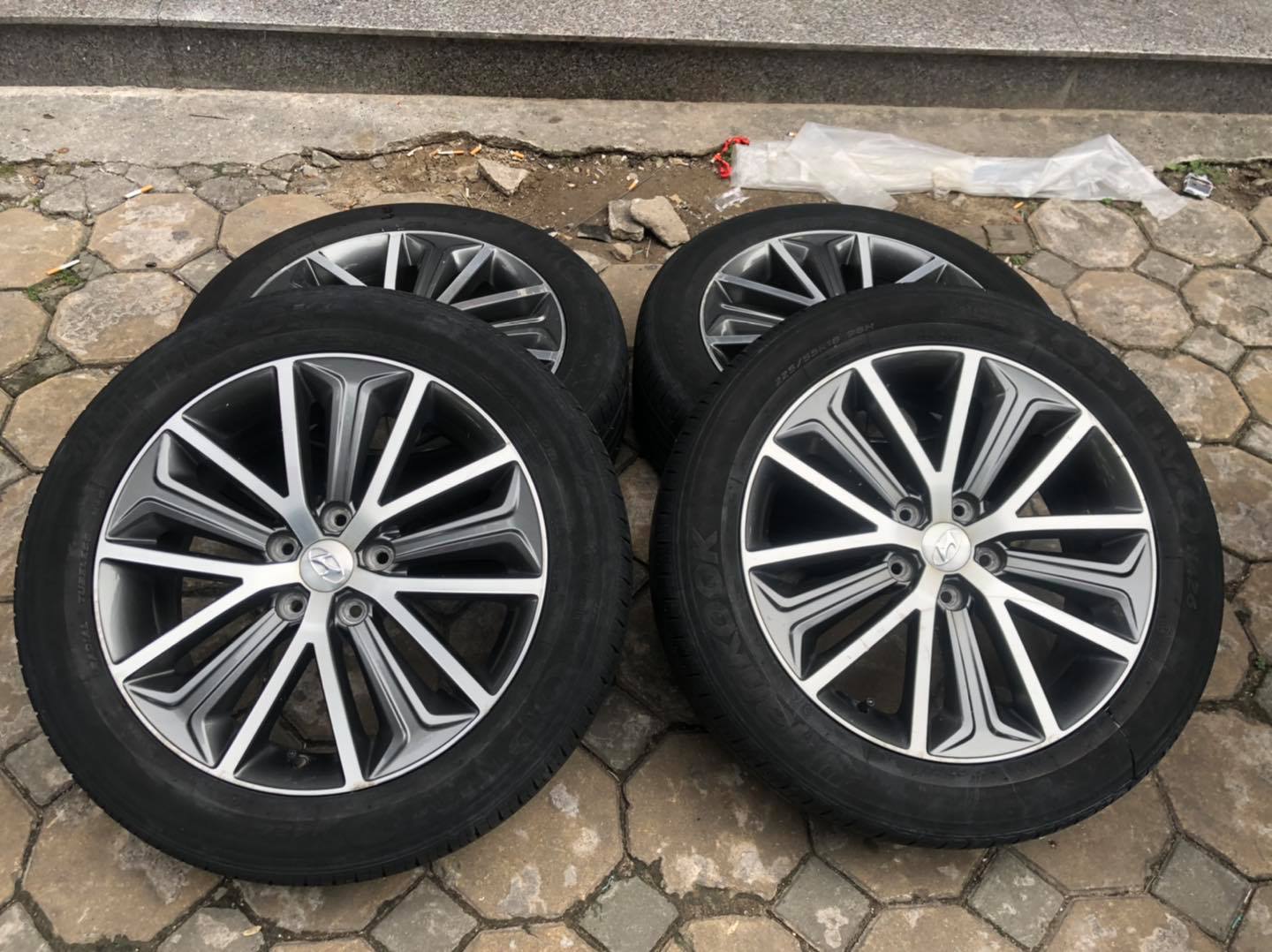 Mâm Lazang Hyundai Tunson 18 inch lắp lốp 225/55R18