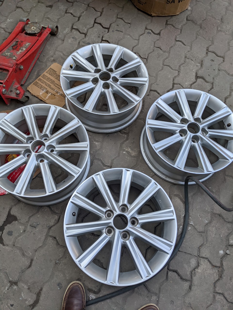 Mâm Lazang Toyota Camry 17 inch lắp lốp 215/55R17 nhiều cánh