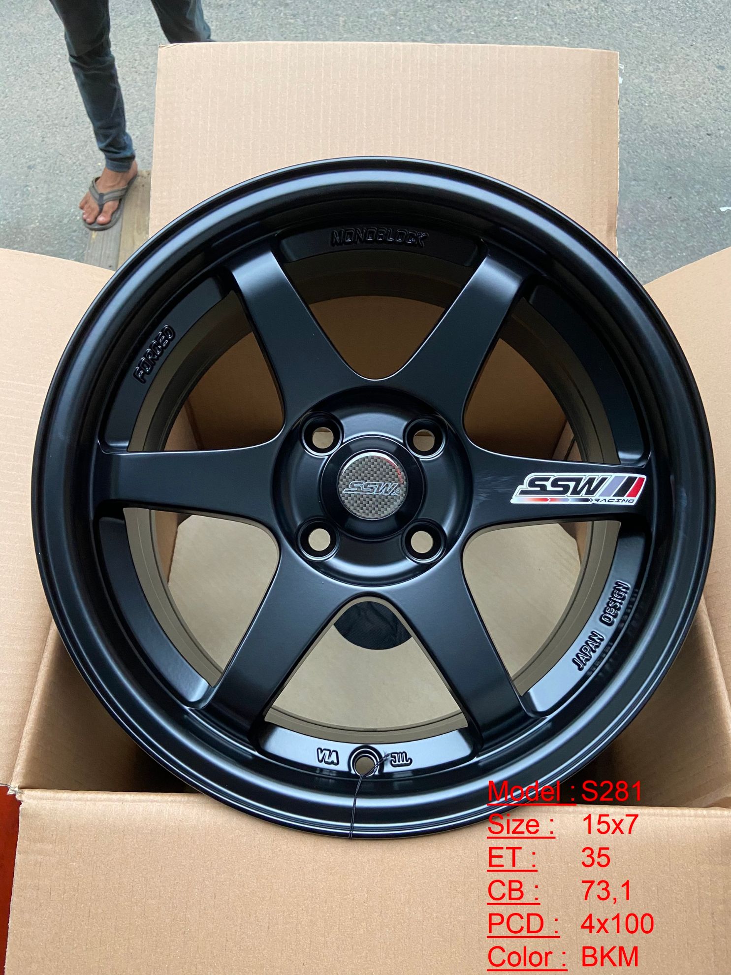 Mâm Lazang Vành SSW 15 inch 4x100 S281-BKM