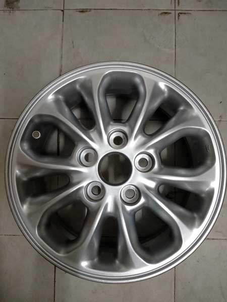 Mâm Toyota Innova lắp lốp 205/65R15